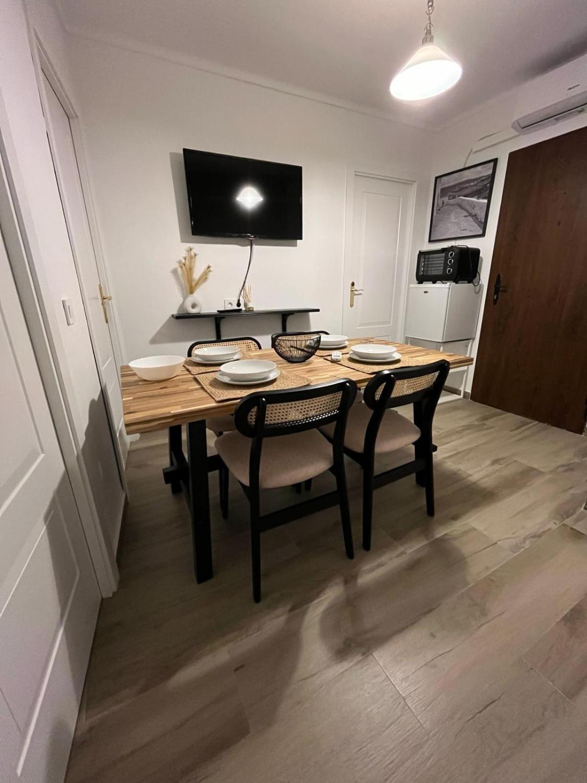Apartamento El Patio. Setenil De Las Bodegas Екстериор снимка