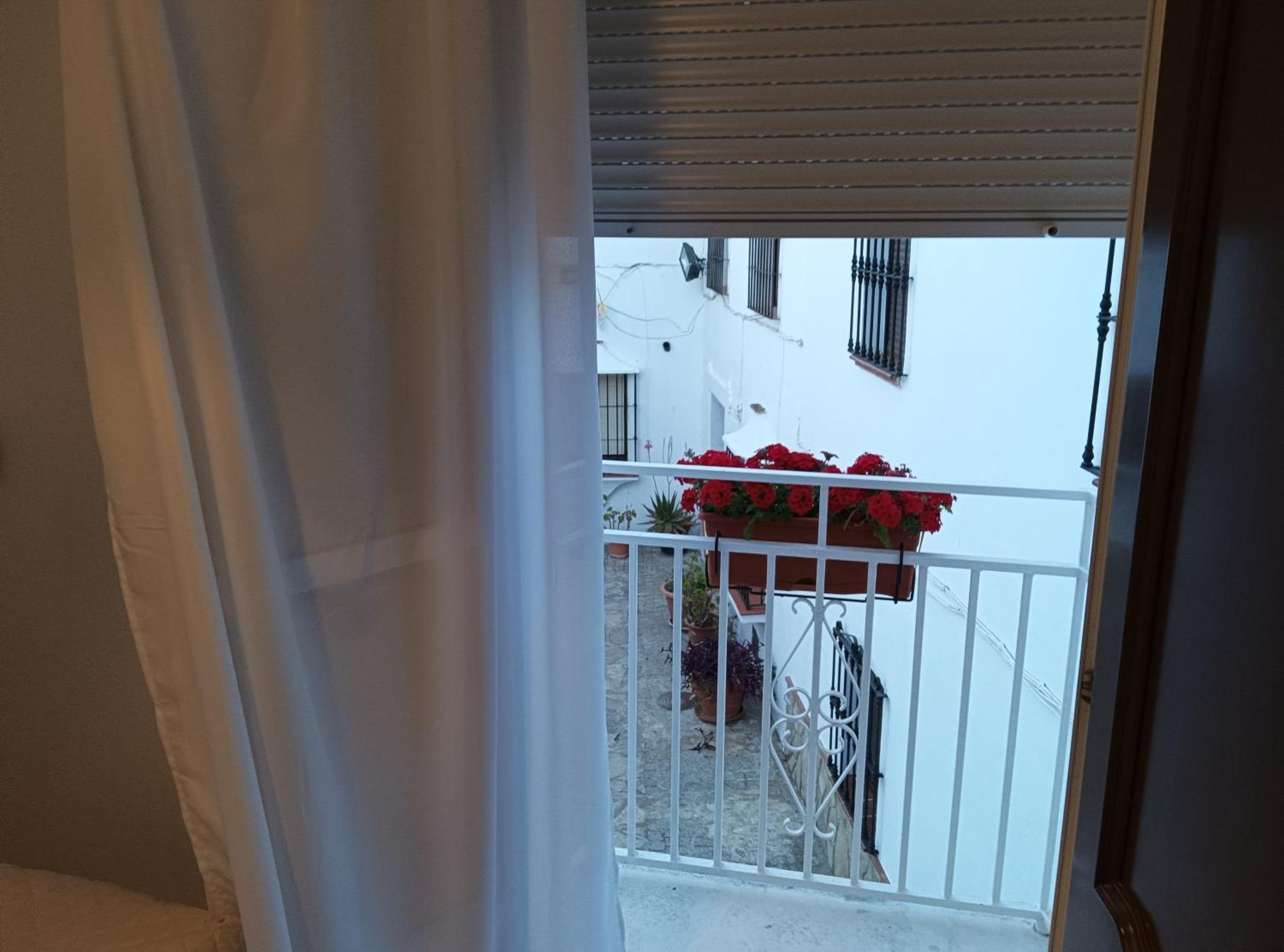 Apartamento El Patio. Setenil De Las Bodegas Екстериор снимка